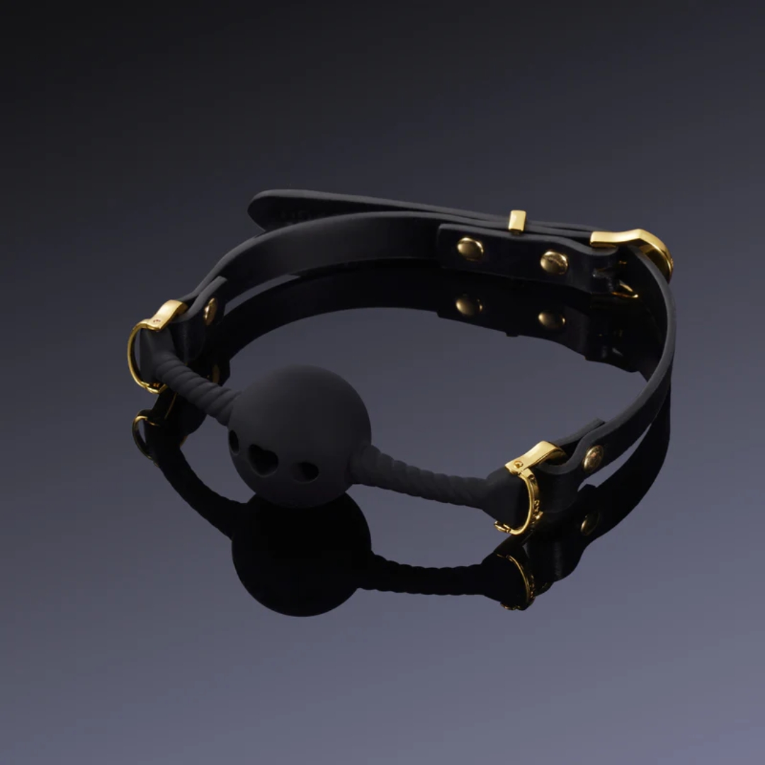 UPKO Desire for Mouth Bondage Collection-Middle Heart-shaped Breathable Mouth Gag- black