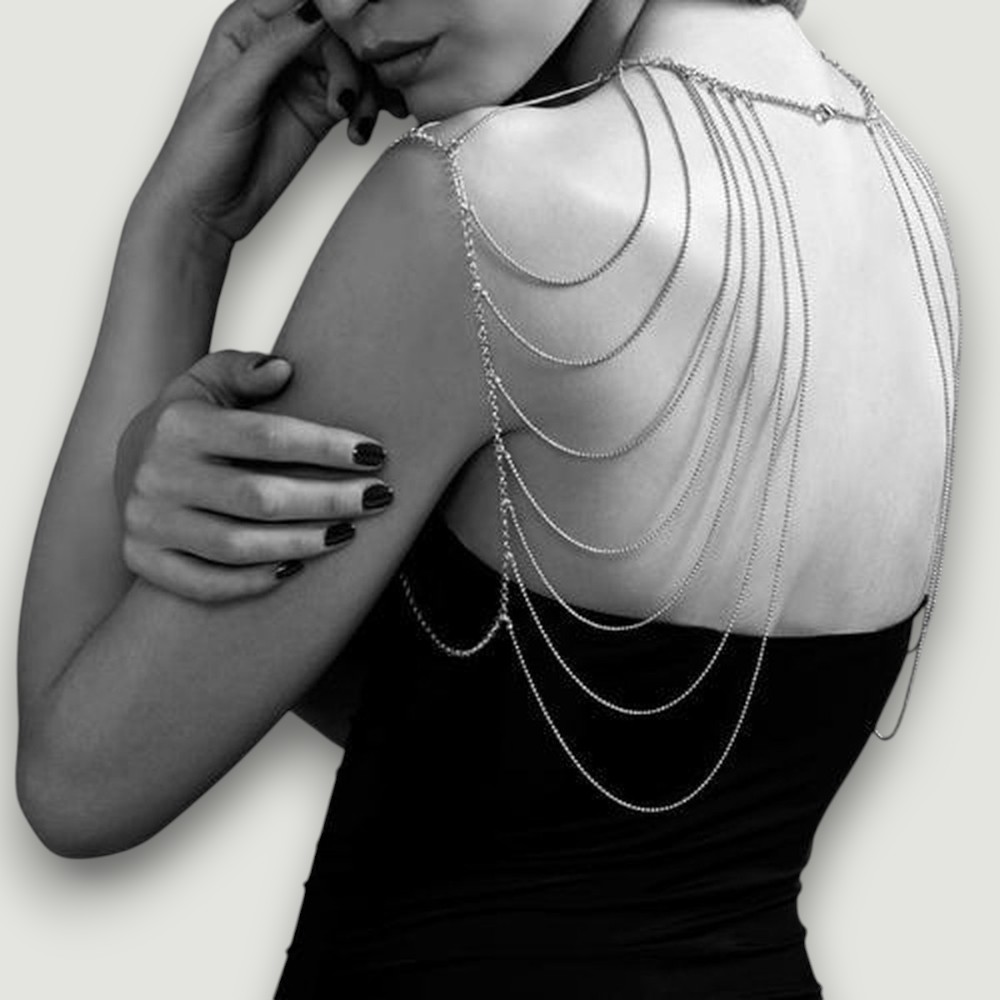 Bijoux ozdobny łańcuszek na ramiona Magnifique