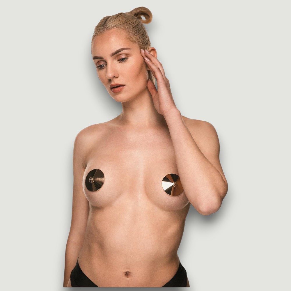 Złote ozdobne nasutniki z pierścieniami