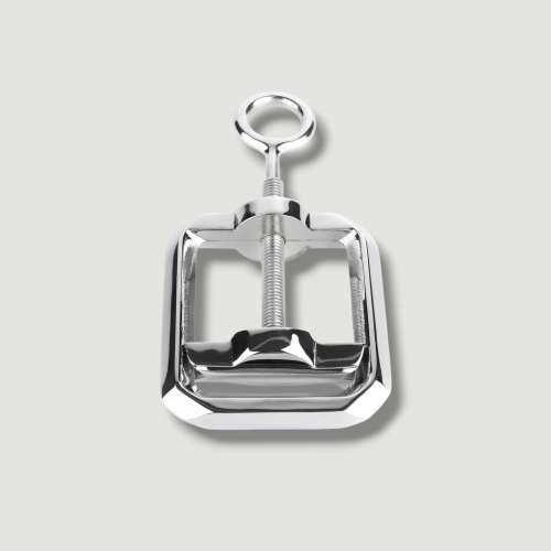 Metalowy zgniatacz jąder